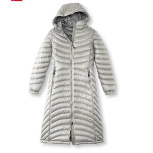 Womens L.L.Bean Ultralight 850 Downtek Warm Winter Puffer Down Coat XL P Petite